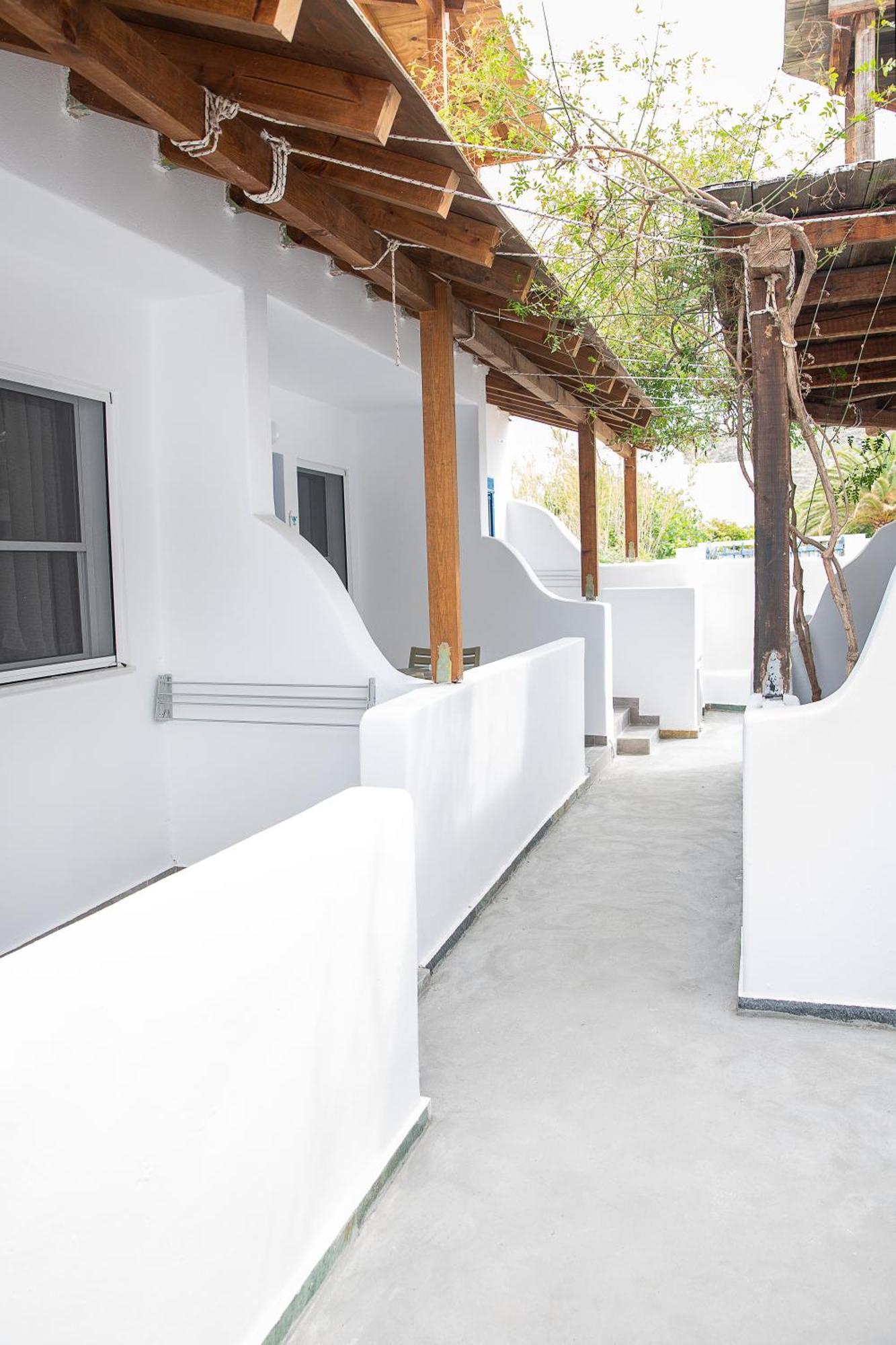 Vassilia On The Beach Serifos Livadakia Exterior photo