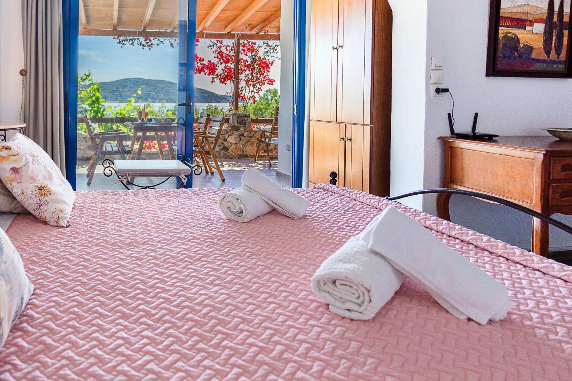 Vassilia On The Beach Serifos Livadakia Exterior photo